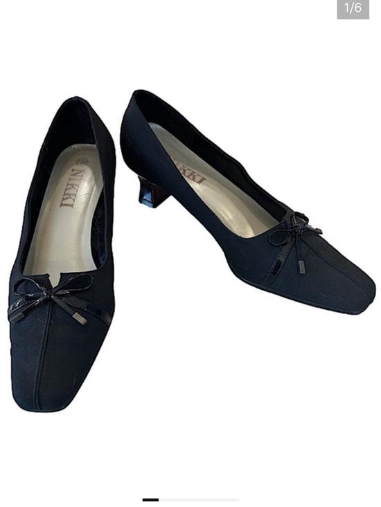 Vtg Nikki Kitten Heels With Patent Leather Bow Women’s Shoes Size 7.5